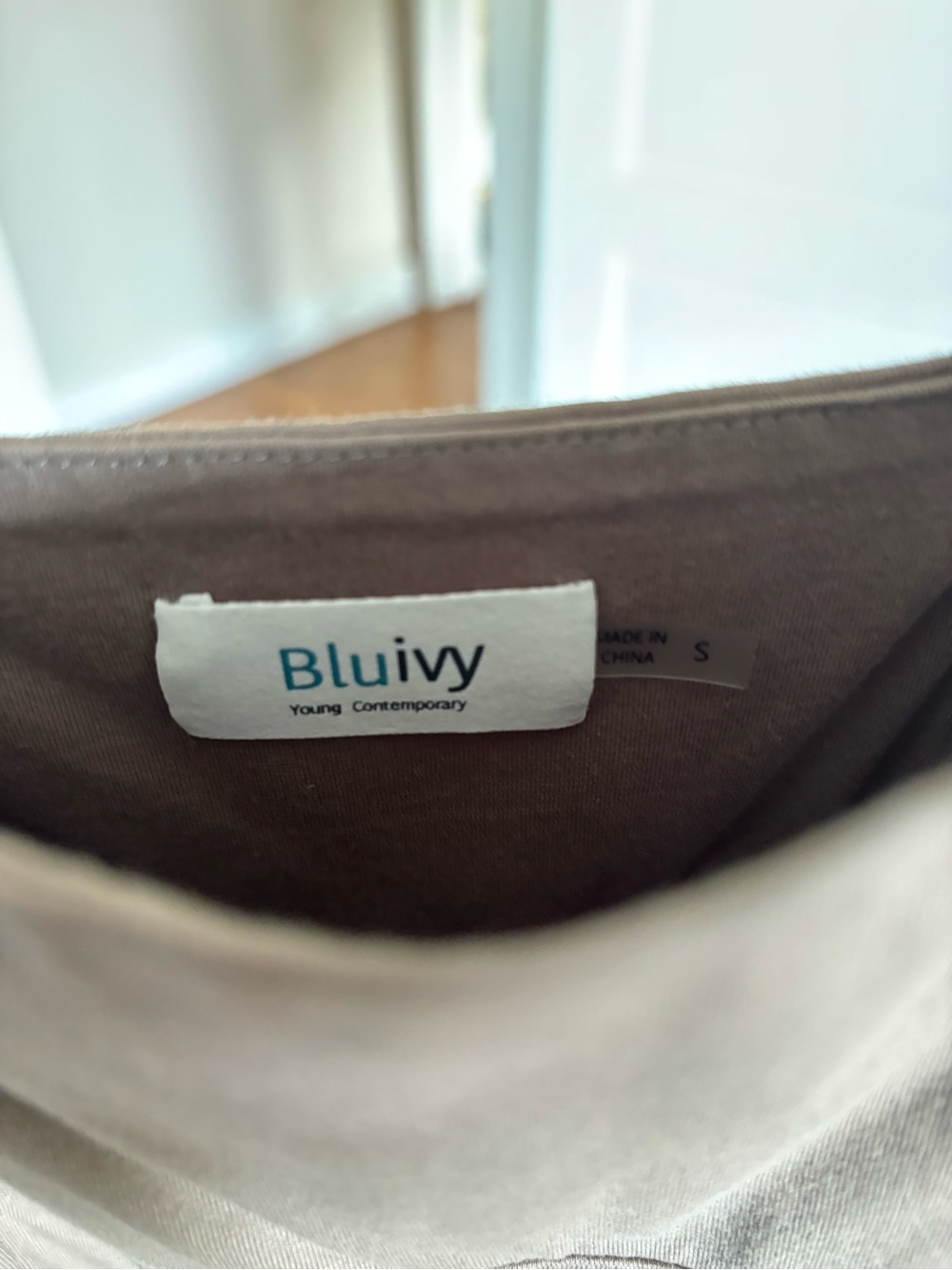 Bluivy Neutral Taupe Long Sleeve Top - Picture 4 of 4
